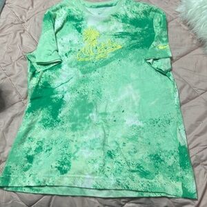 Nike tee
